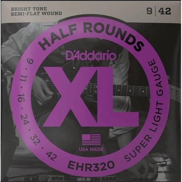 D'Addario - EHR320 09-42 Bright Tone Semi-Flat Wound Super Light Set