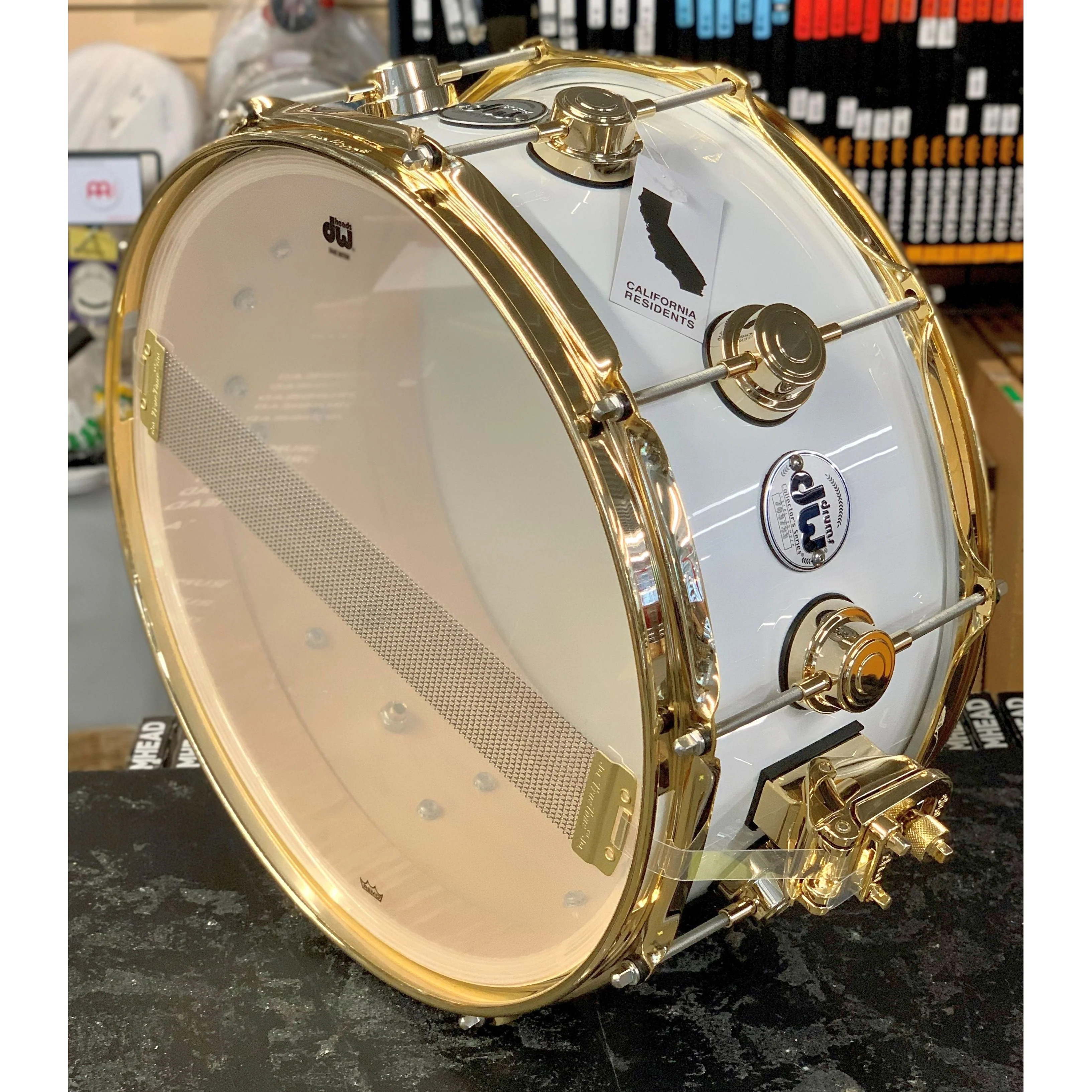 DW Drums - Collector's Series Snare 6.5x14 Gloss White with Gold Hardware - Image 3