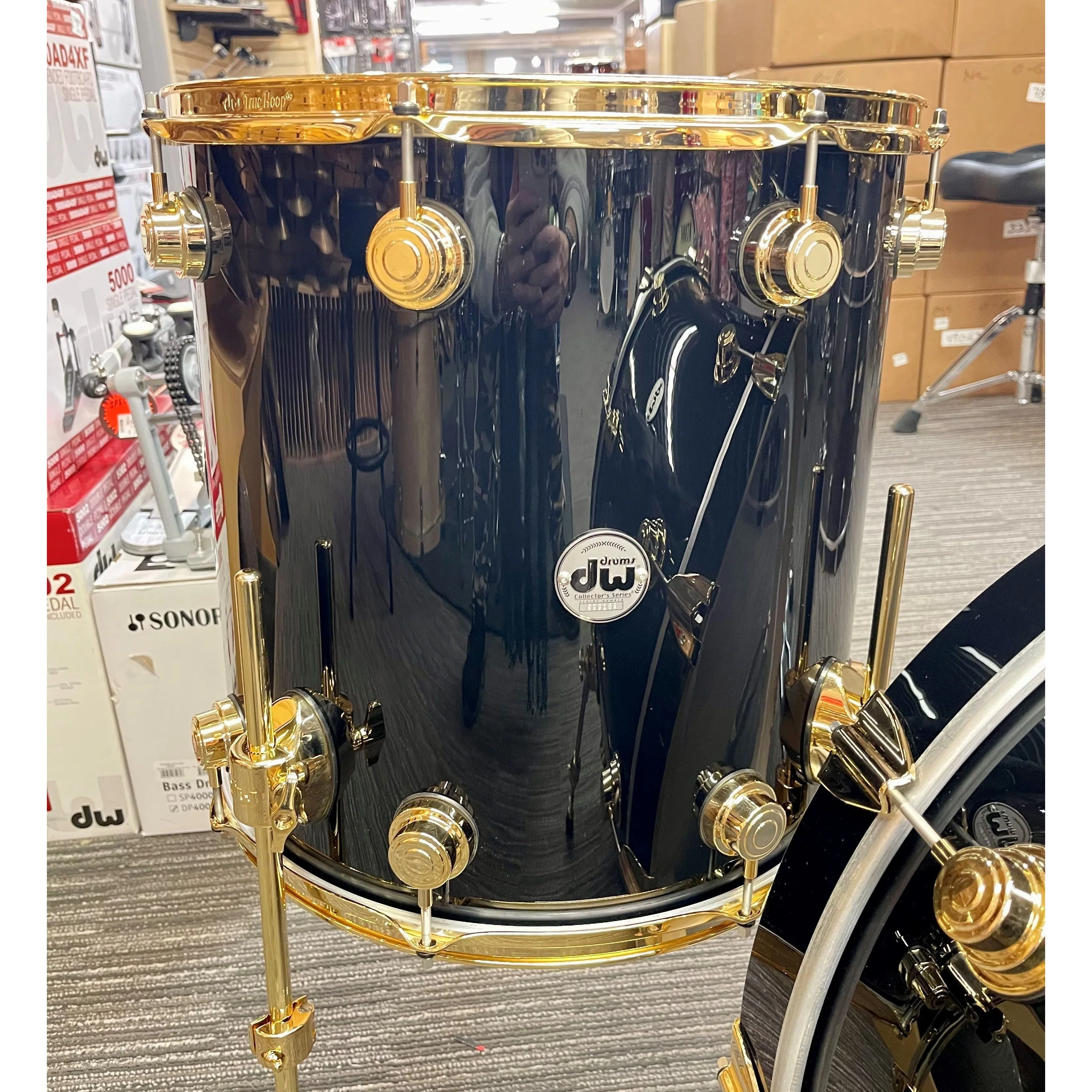 DW drums - Collectors Series 4-Piece Shell Kit Black Gold Hardware - Image 3