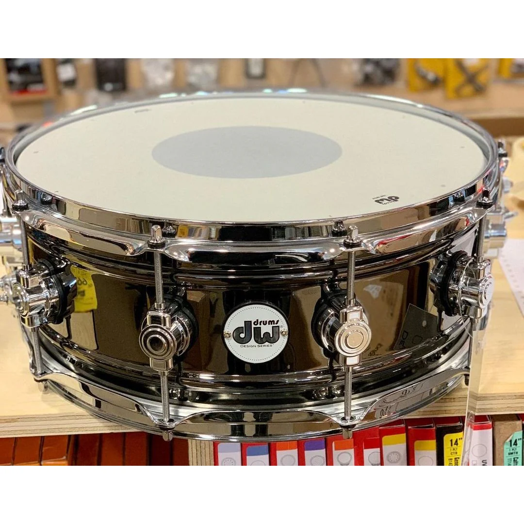 DW Drums - Design Series Snare 5.5x14 Black Nickel Over Brass DDSD5514BNCR