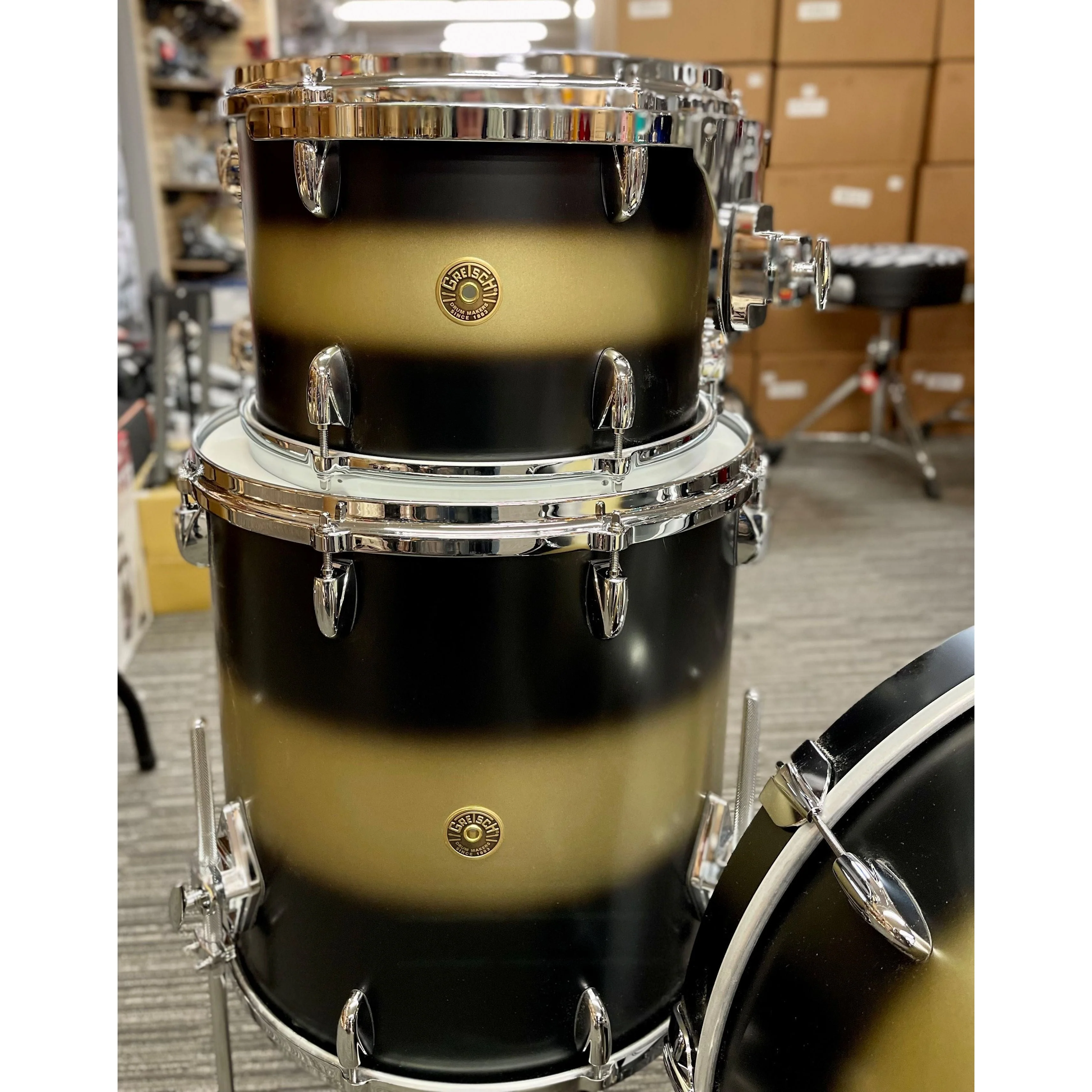 Gretsch - USA Custom 3-Piece Shell Kit Satin Black Gold Duco - Image 2