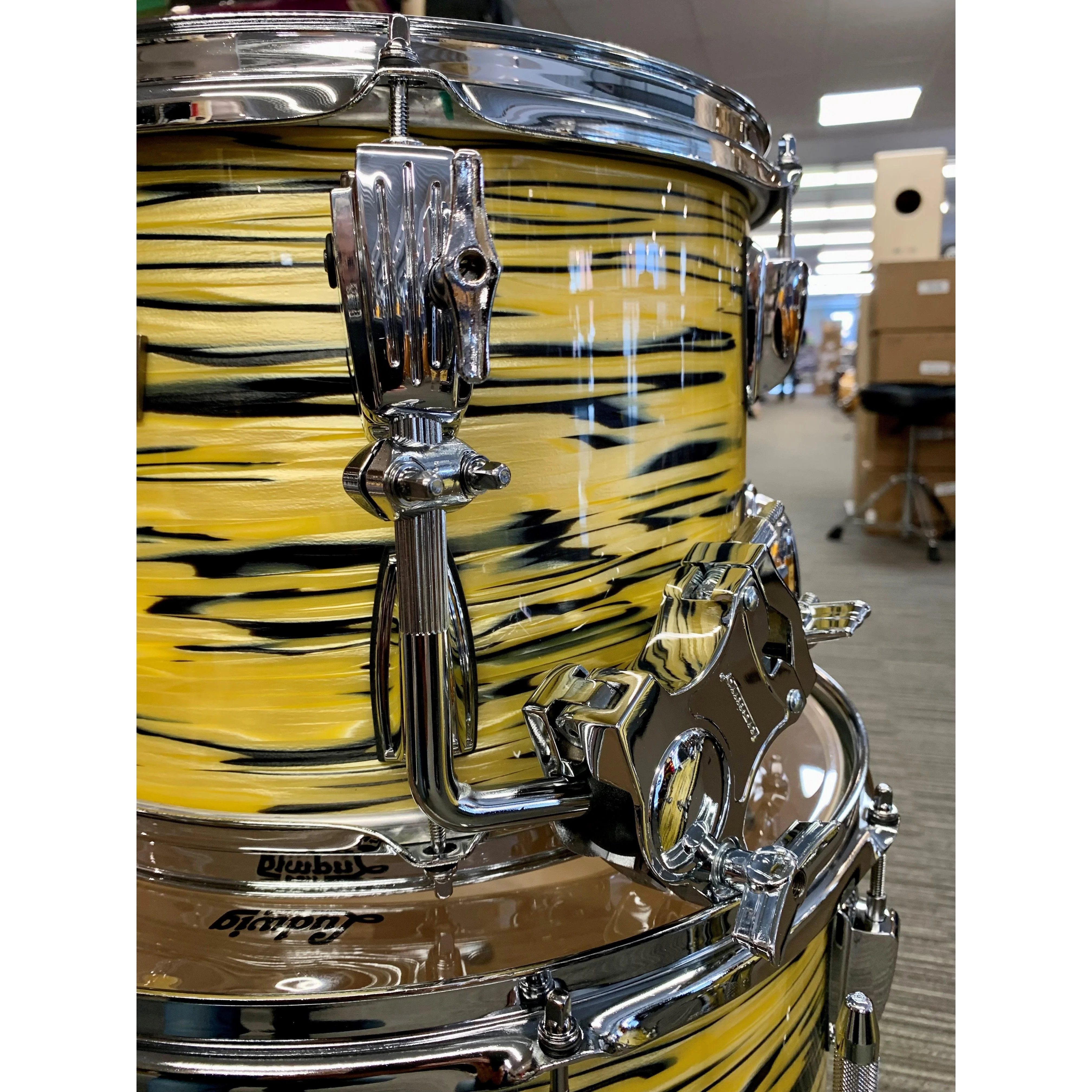 Ludwig - Classic Maple Fab 3-Piece Shell Pack Lemon Oyster L84233AXA2WC - Image 3