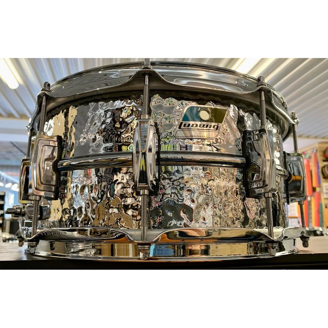 Ludwig - Supraphonic Snare 6.5x14 Hammered Shell with Imperial Lugs LM402K **B-Stock**