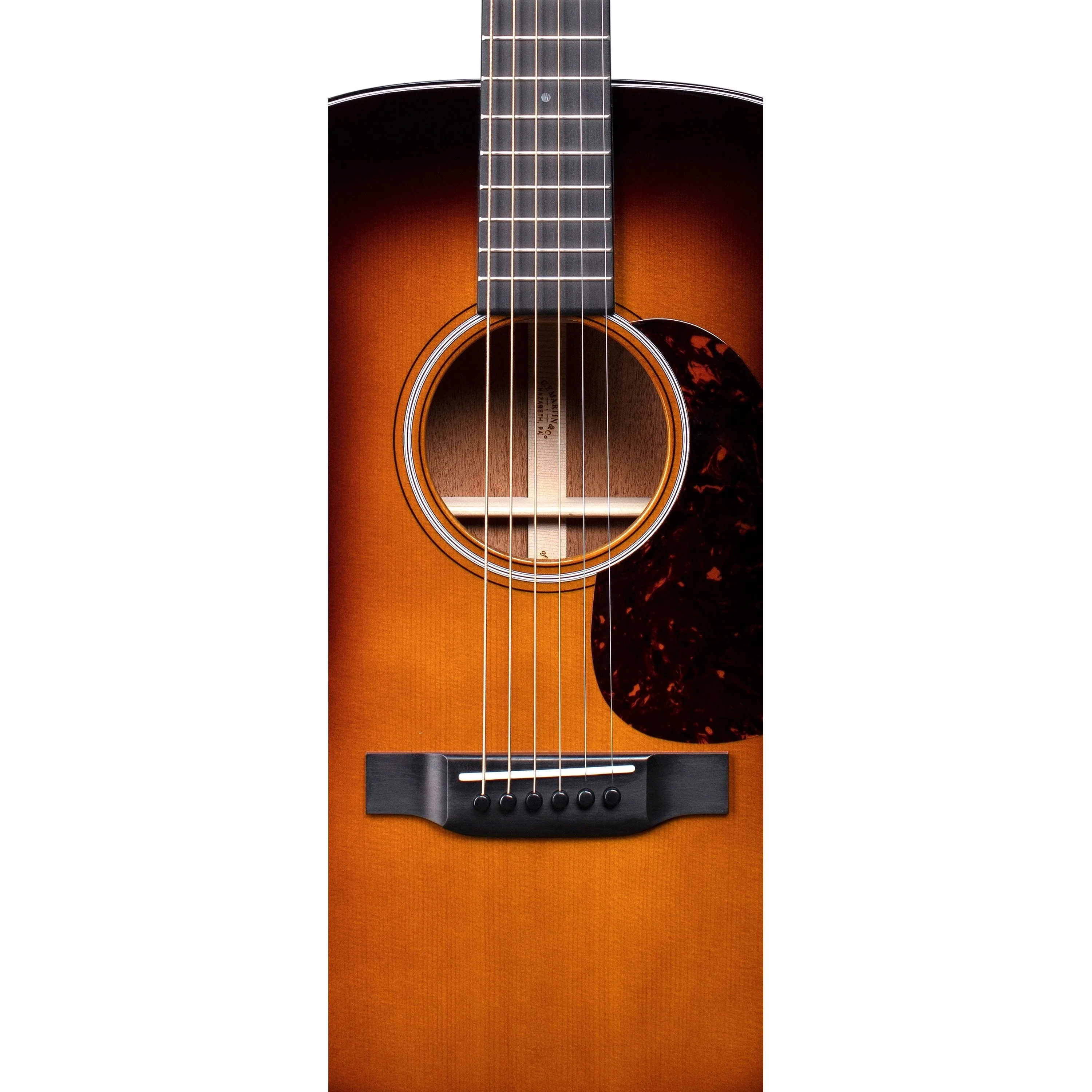 Martin (C.F. Martin & Co.) - D-18 - Gloss 1935 Sunburst - Image 3