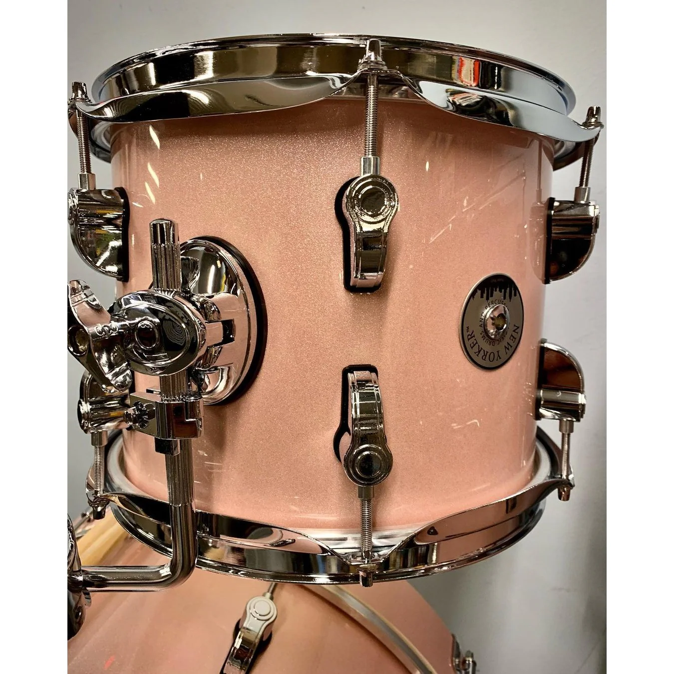 PDP - New Yorker 4-piece Drum Kit Pale Rose Sparkle PDNY1604PR - Image 2