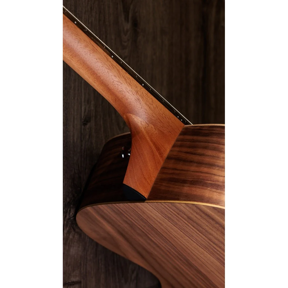 Taylor Guitars - Academy 12e-N  - 2024 - Image 4