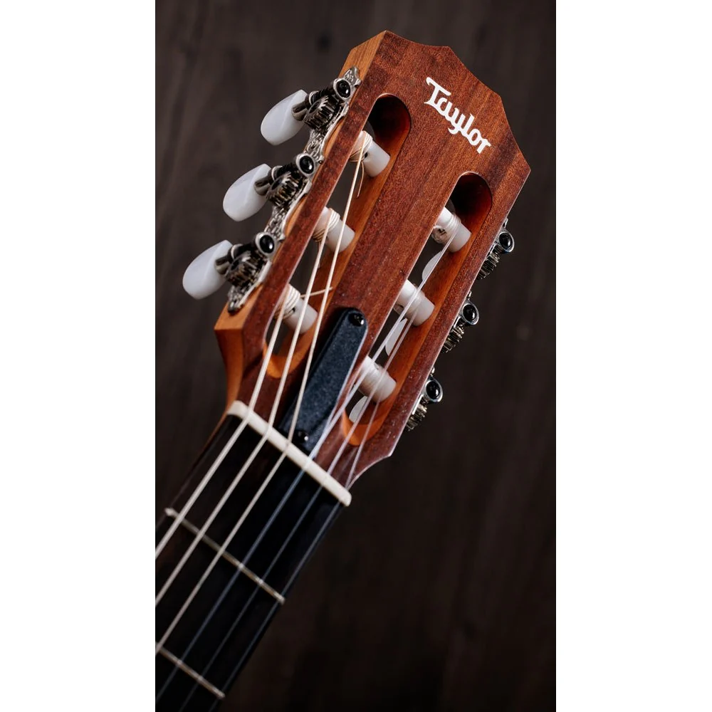 Taylor Guitars - Academy 12e-N  - 2024 - Image 5